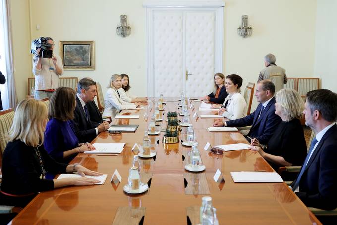 Predsednik Pahor na uradnem obisku v Sloveniji gosti predsednika Islandije Jhannessona